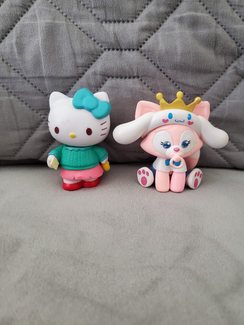 Mini Collectible Figures Hello Kitty & LinaBell in Cinnamoroll Outfit